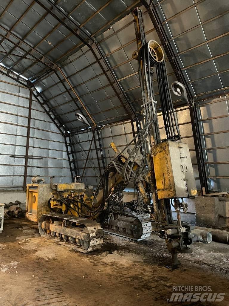 Klemm KR 803 Гусеничные буровые установки