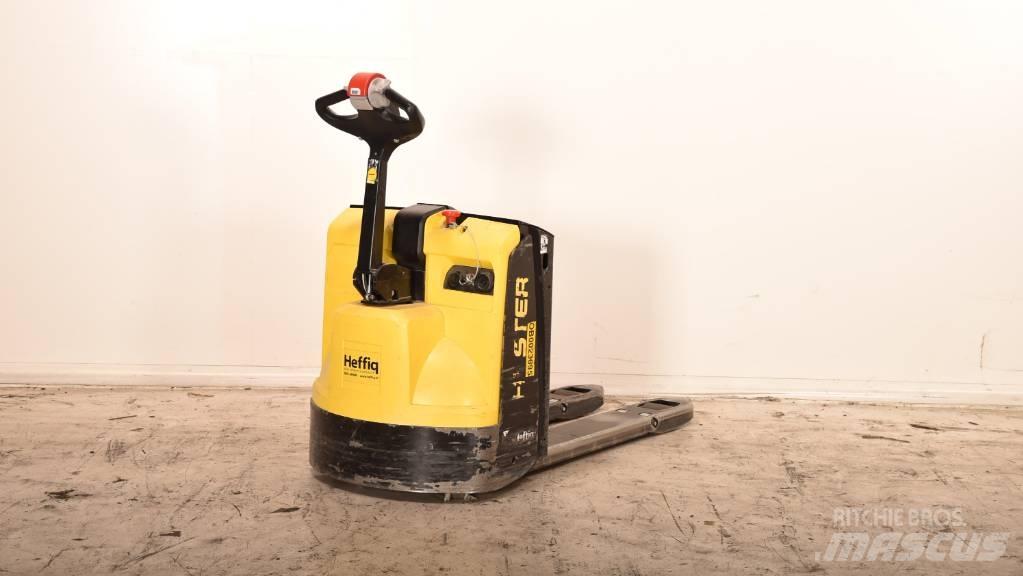 Hyster P 1.6 Ручные электрические тележки