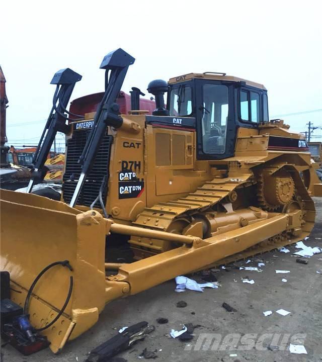 CAT D7H Гусеничные бульдозеры