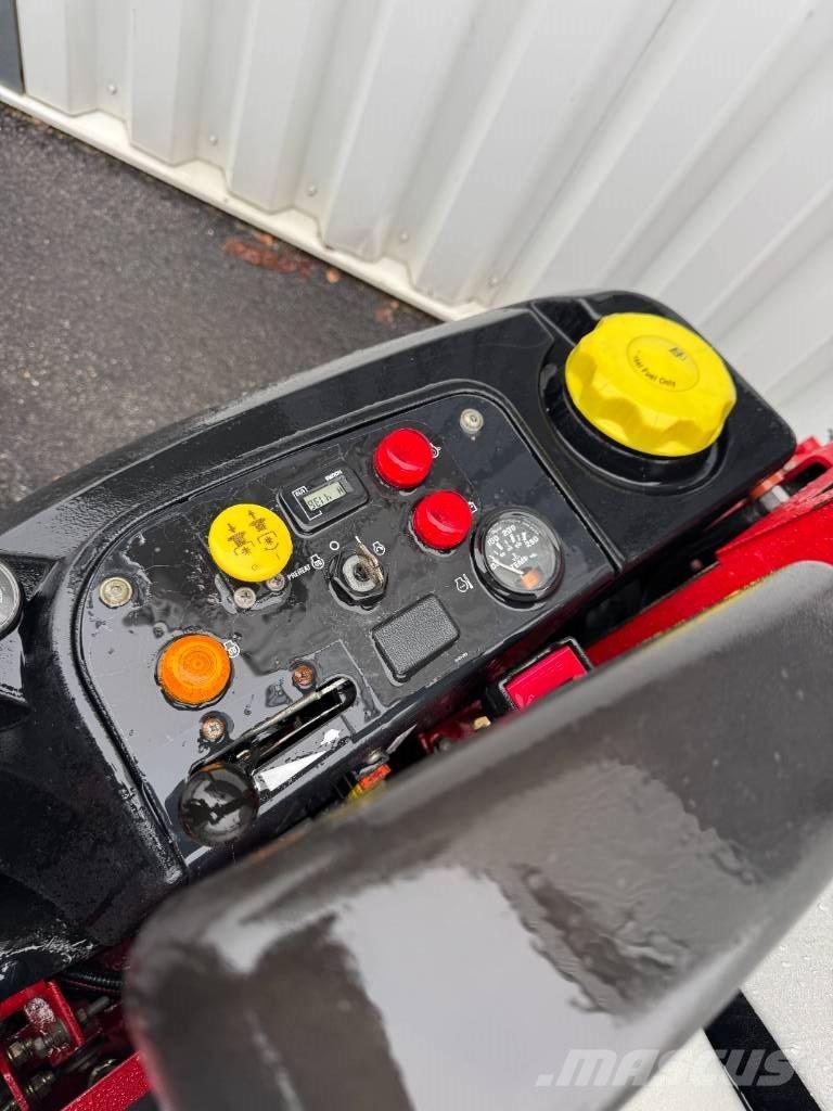 Ferris IS 2000 Z Самоходные газонокосилки