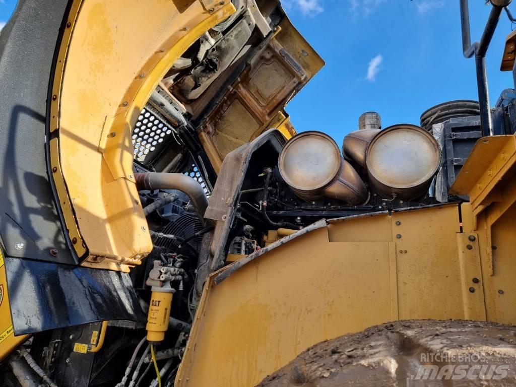 CAT 980 M Фронтальные погрузчики