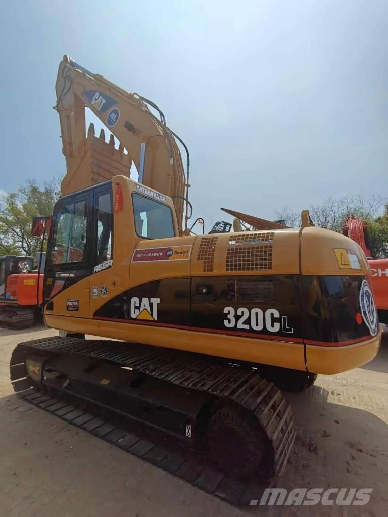 CAT CAT320C Малые экскаваторы 7т-12т