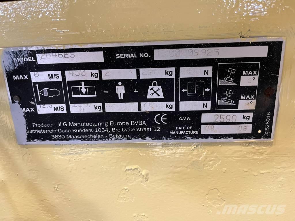 JLG 2646 ES Ножничные подъемники