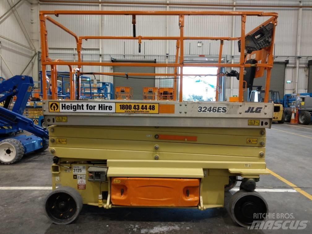JLG ES 3246 Ножничные подъемники