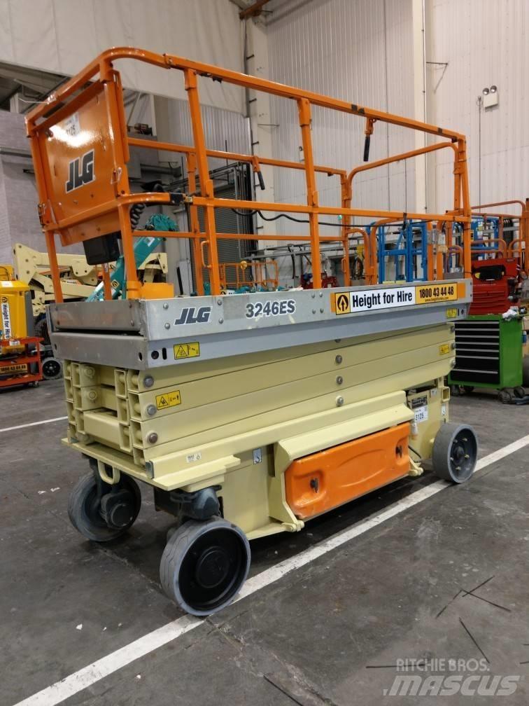 JLG ES 3246 Ножничные подъемники