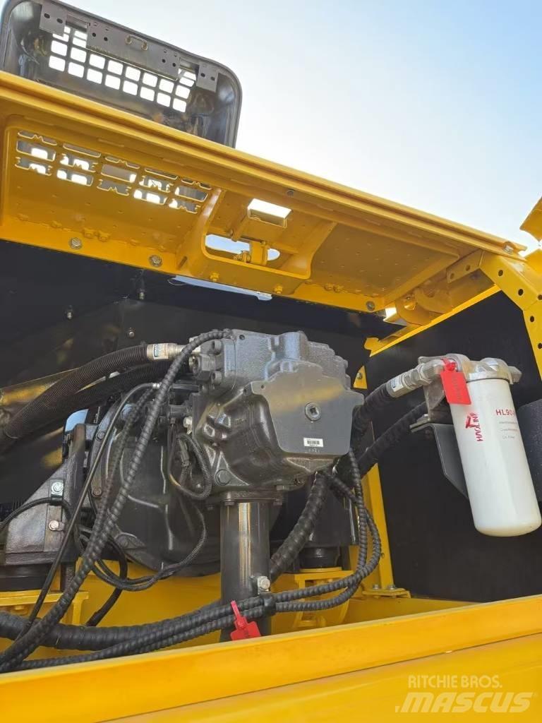 Komatsu 350LC-8 Гусеничные экскаваторы