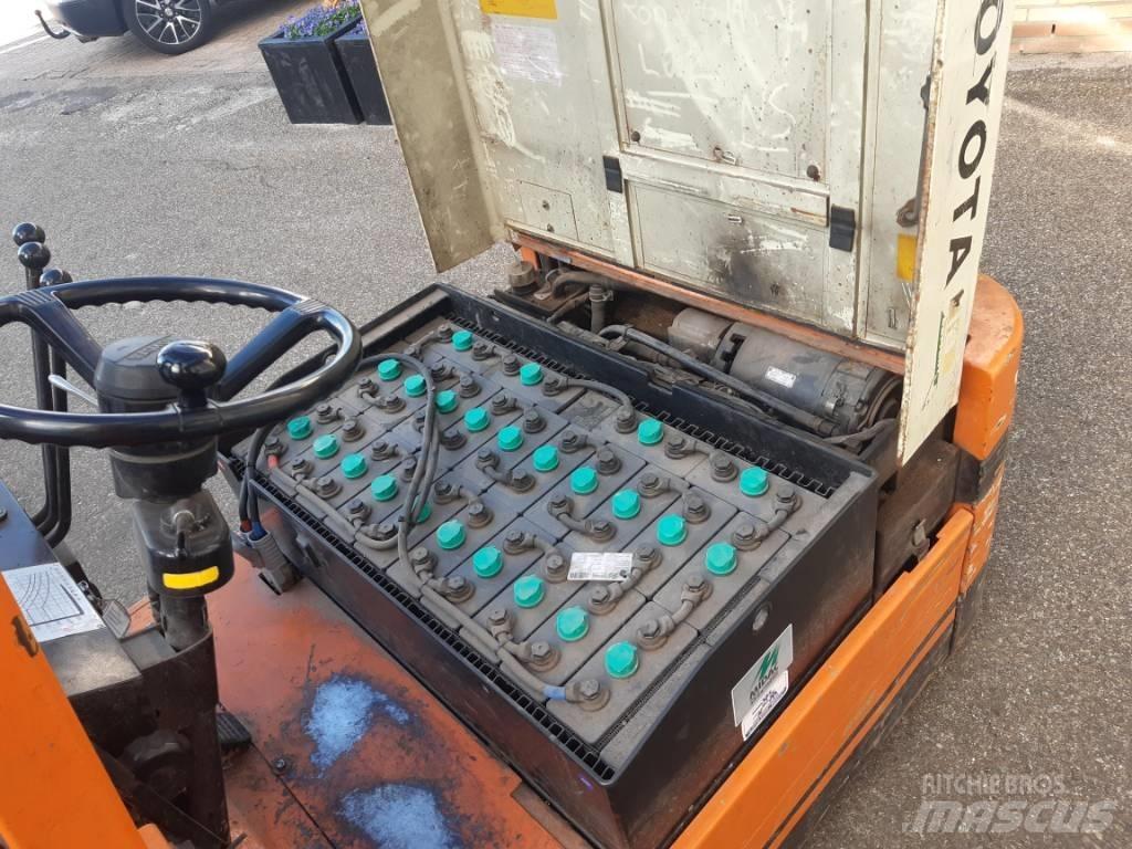Toyota 2 FBE 18 Электропогрузчики