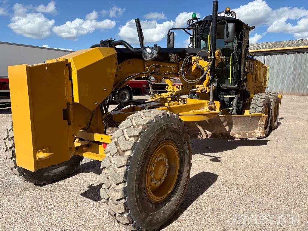 CAT 150 Грейдеры