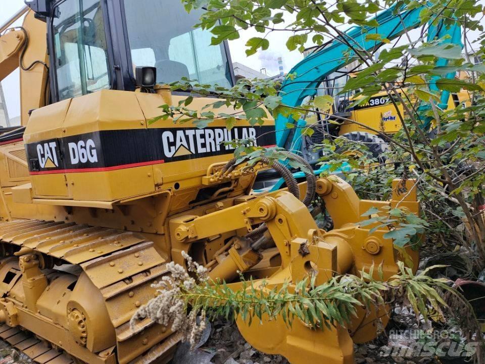 CAT D6G Гусеничные бульдозеры