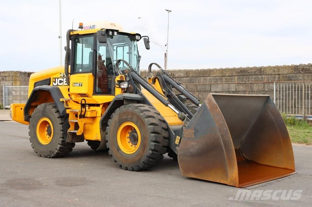 JCB 427 HT T4F Фронтальные погрузчики