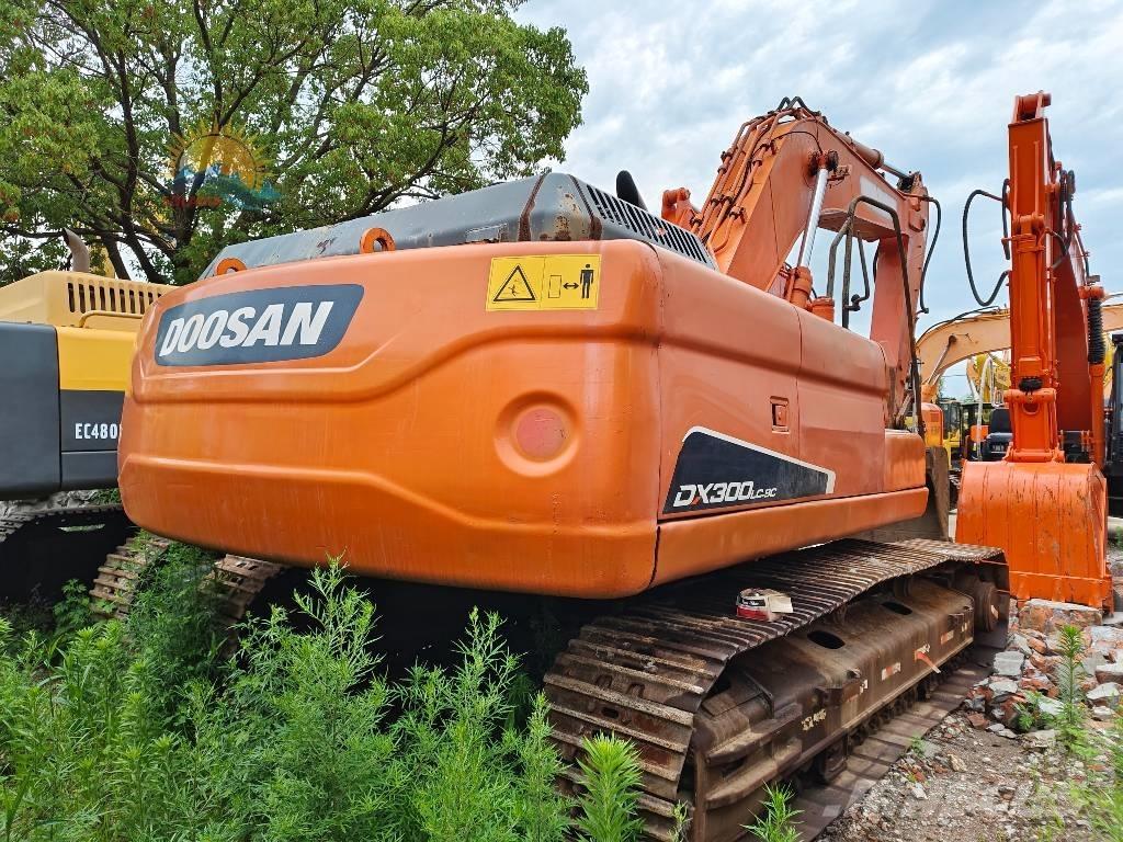 Doosan DX 300 LC Гусеничные экскаваторы