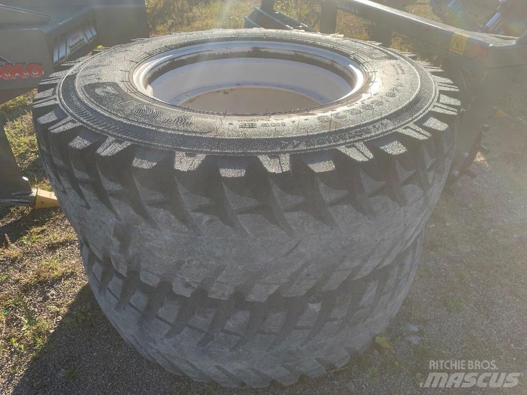 Nokian 16.9 R28 Шины и колёса