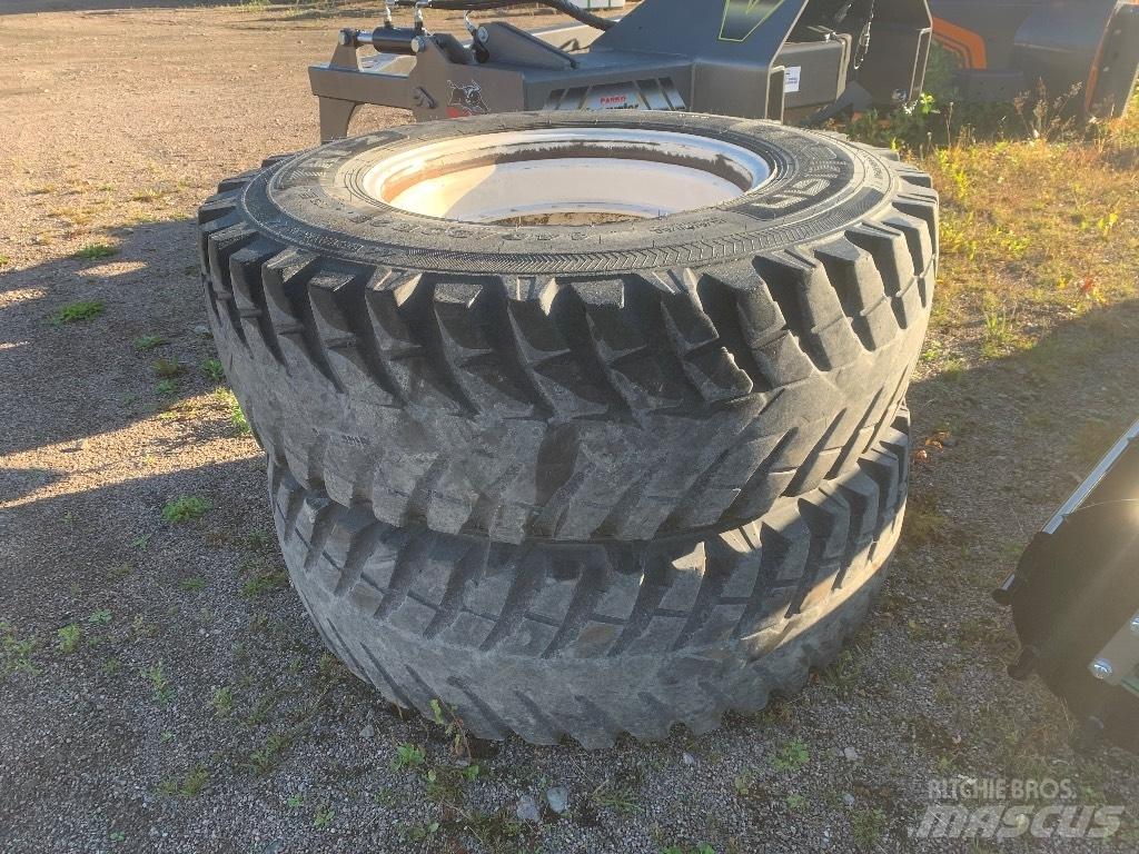 Nokian 16.9 R28 Шины и колёса