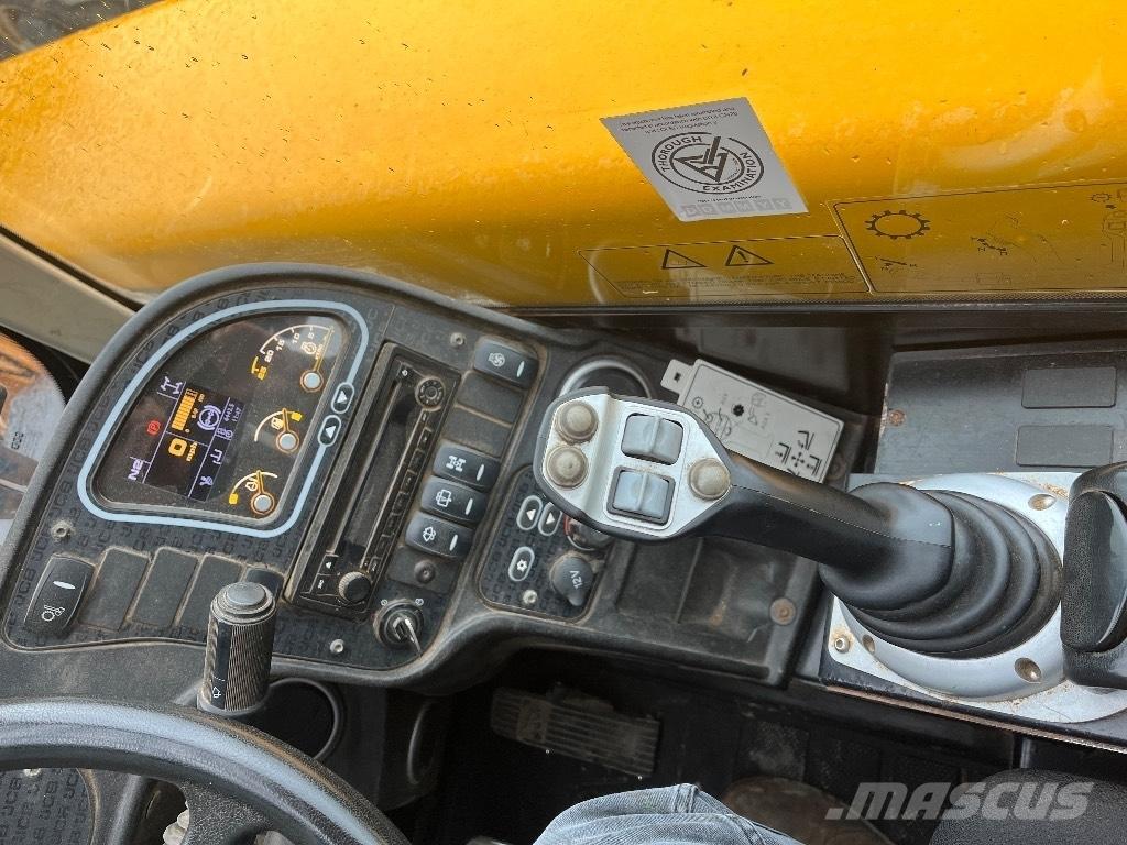 JCB 560-80 Телескопические погрузчики