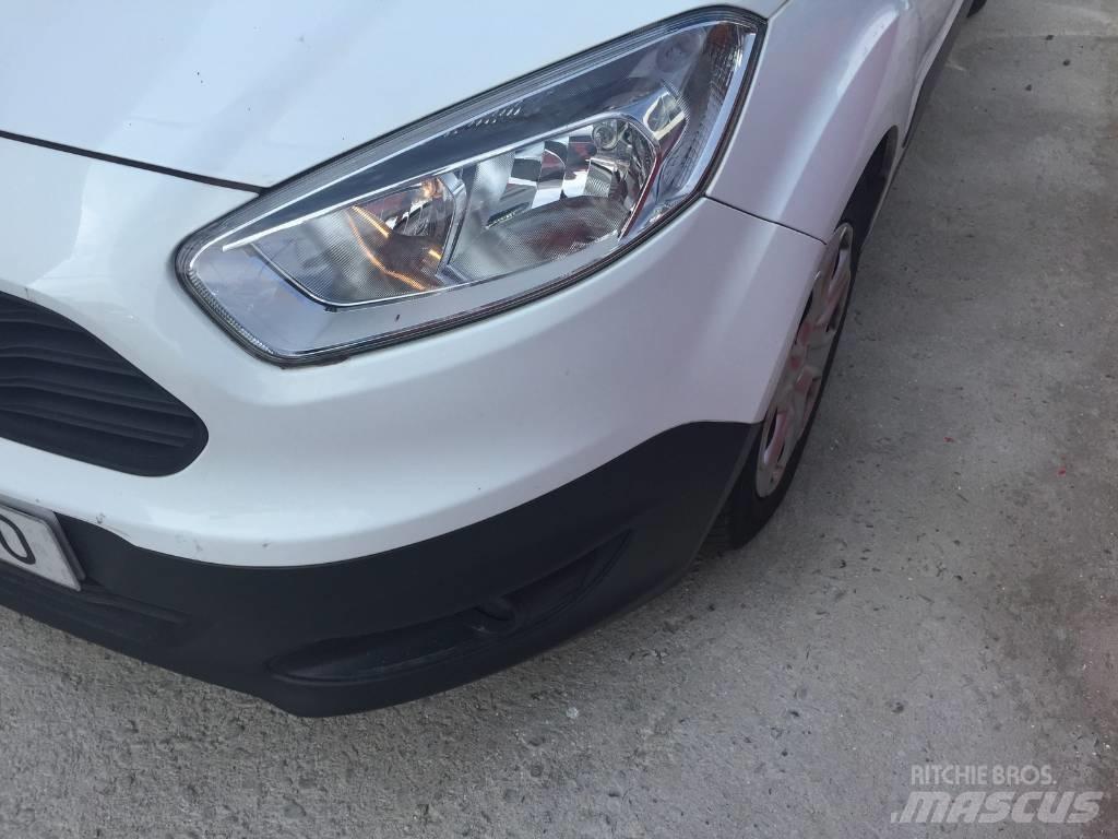 Ford Courier Цельнометаллический фургоны