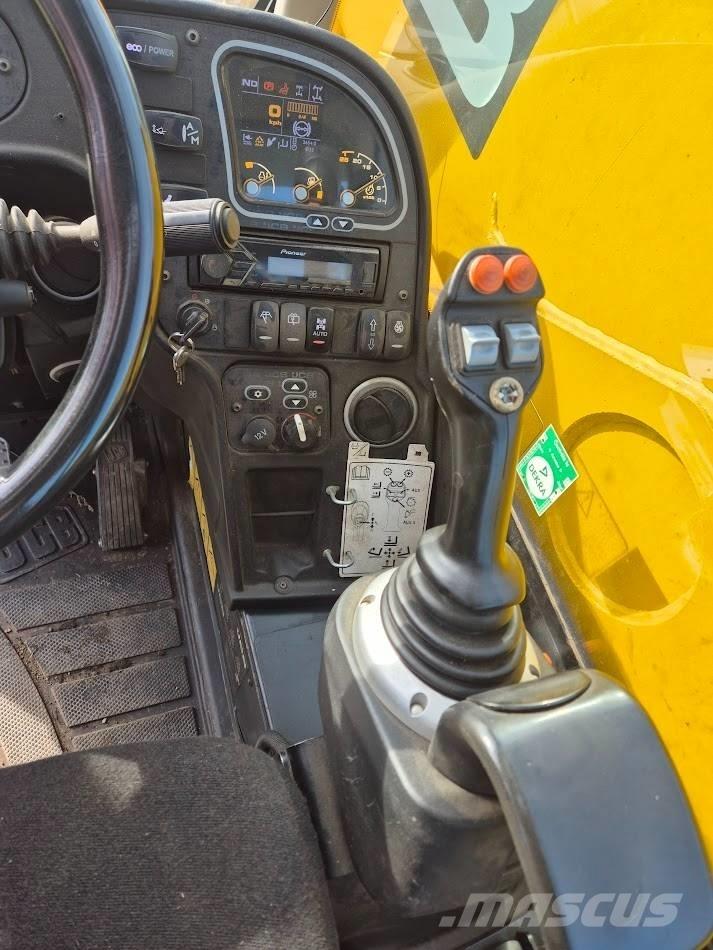 JCB 541-70 Сельскохозяйственные телескопические погрузчики