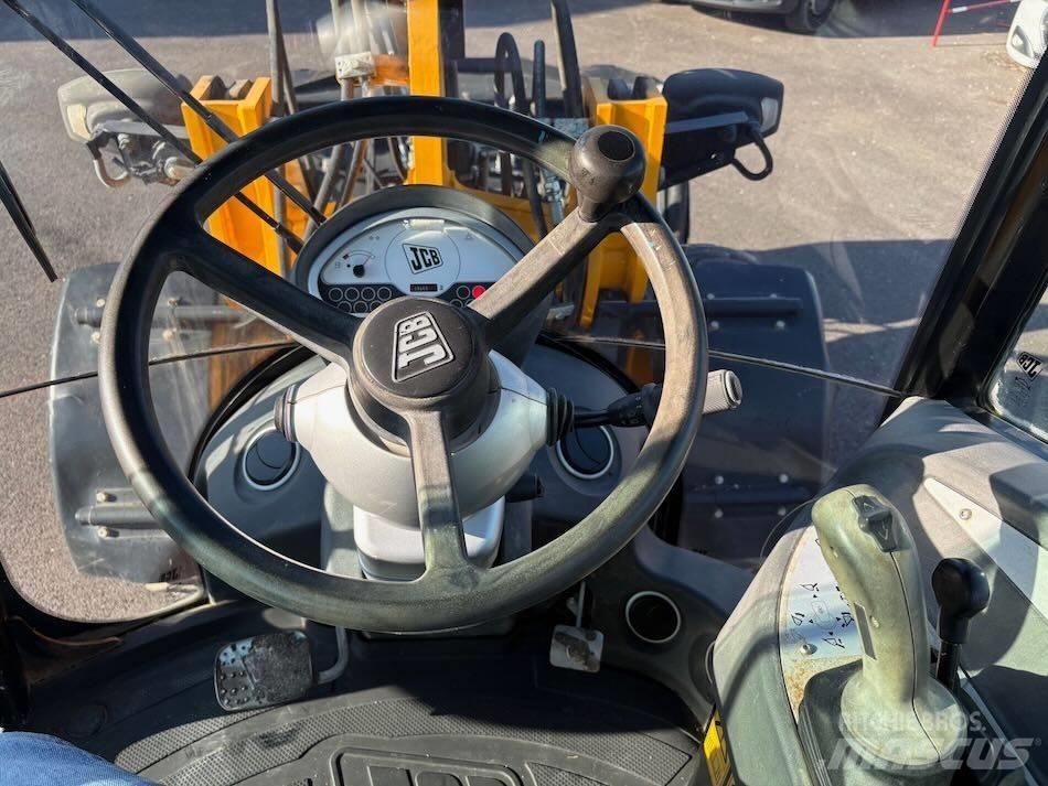 JCB 406 Фронтальные погрузчики