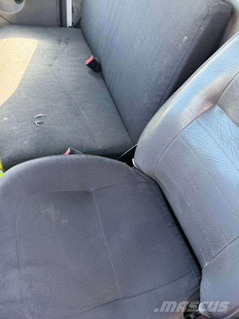 Freightliner M2 Мусоровозы