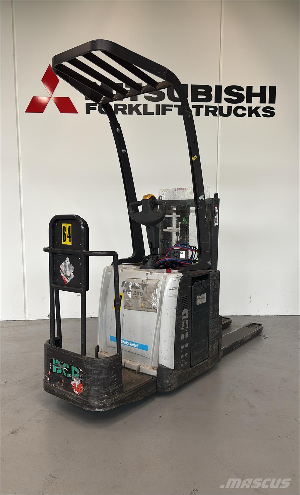 Atlet PDP200 Самоходные электроштабелёры