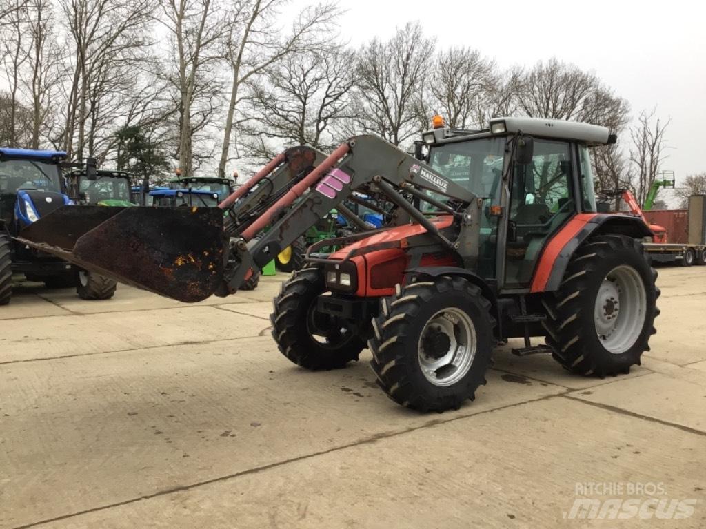 Massey Ferguson 4255 Трактора