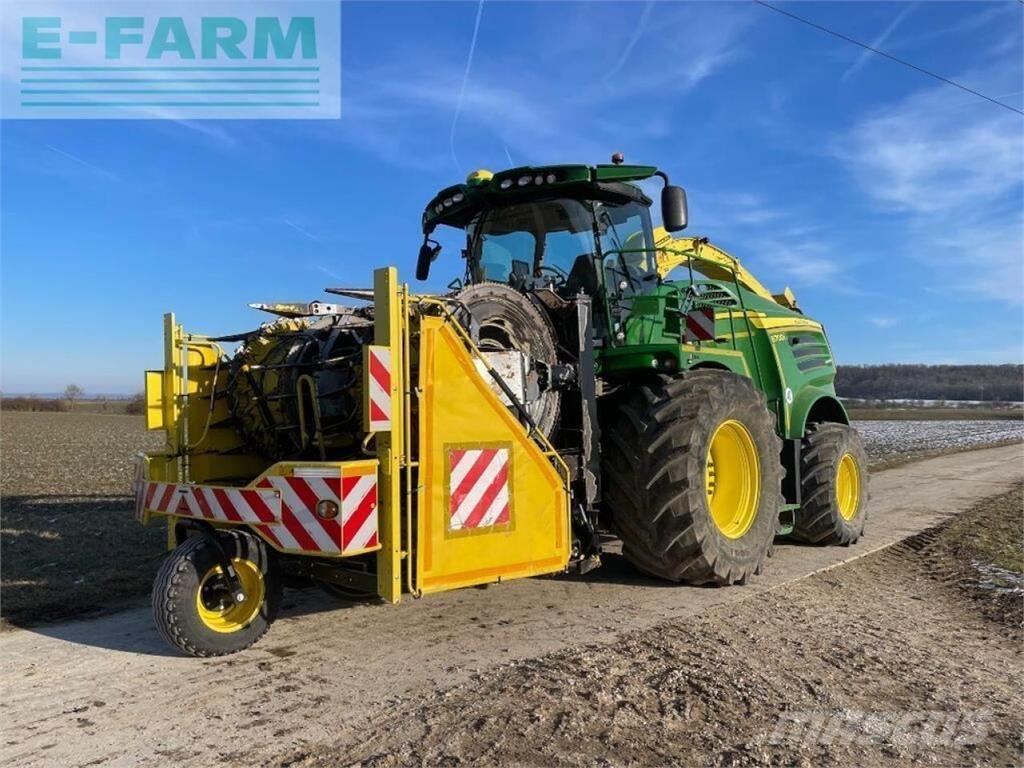 John Deere 8700i Самоходные кормоуборочные комбайны