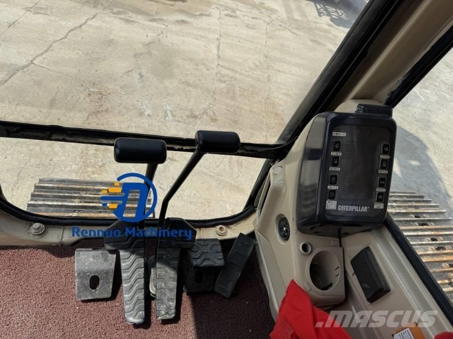 CAT 320 BL Гусеничные экскаваторы