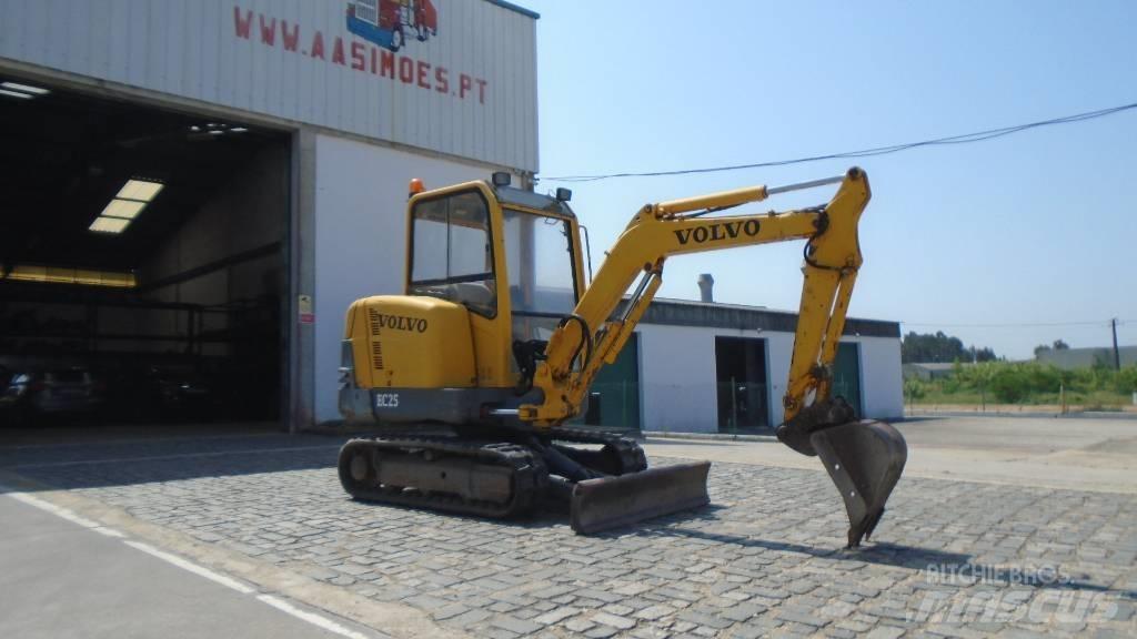 Volvo EC 25 Мини-экскаваторы