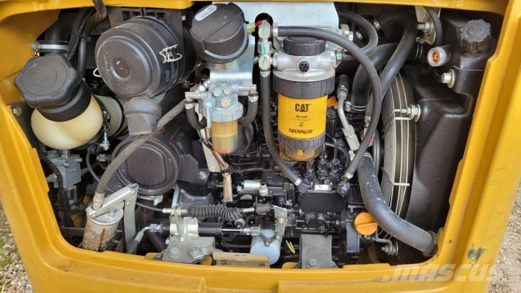 CAT 301.7 D Мини-экскаваторы