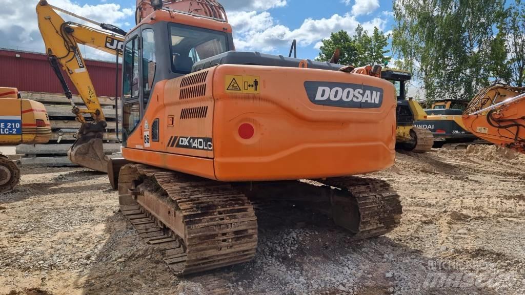 Doosan DX 140 LC-3 Гусеничные экскаваторы