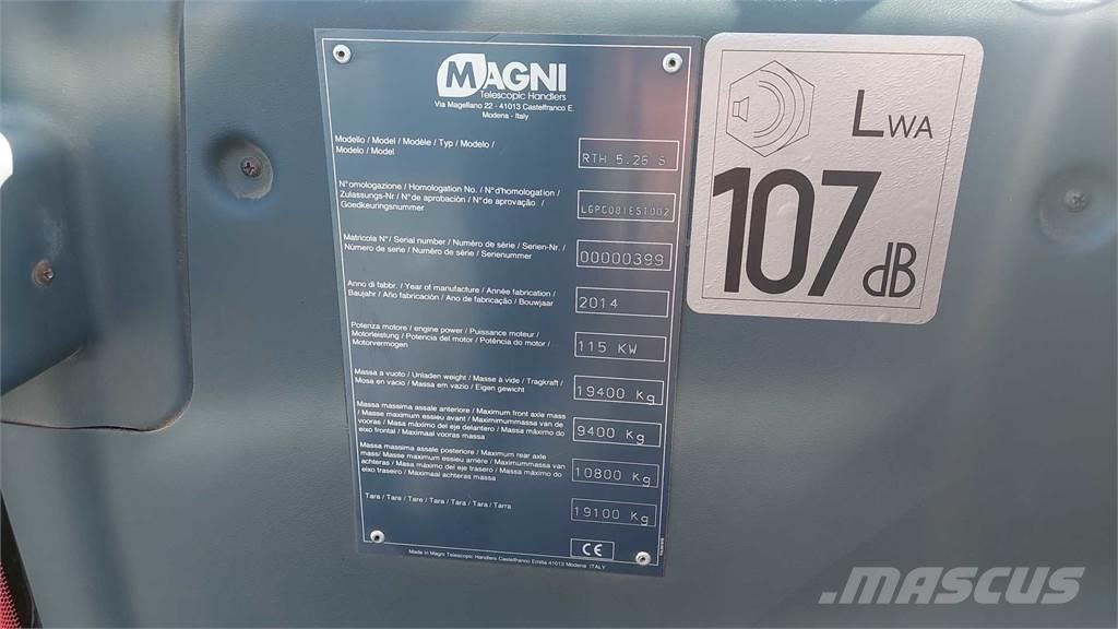 Magni RTH5.26S Телескопические погрузчики
