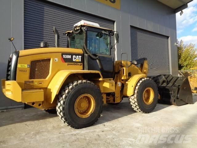 CAT 938M Фронтальные погрузчики