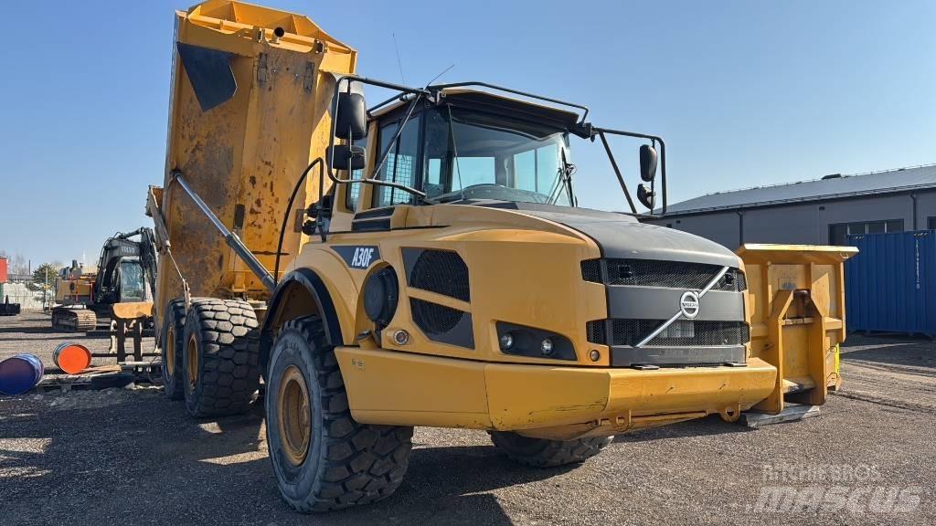 Volvo A 30 F Шарнирно-сочленённые самосвалы