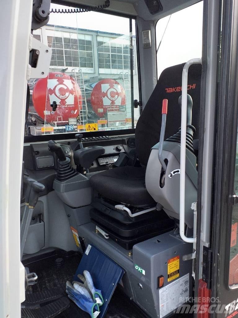 Takeuchi TB 240 Мини-экскаваторы