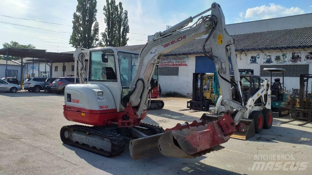 Takeuchi TB 240 Мини-экскаваторы