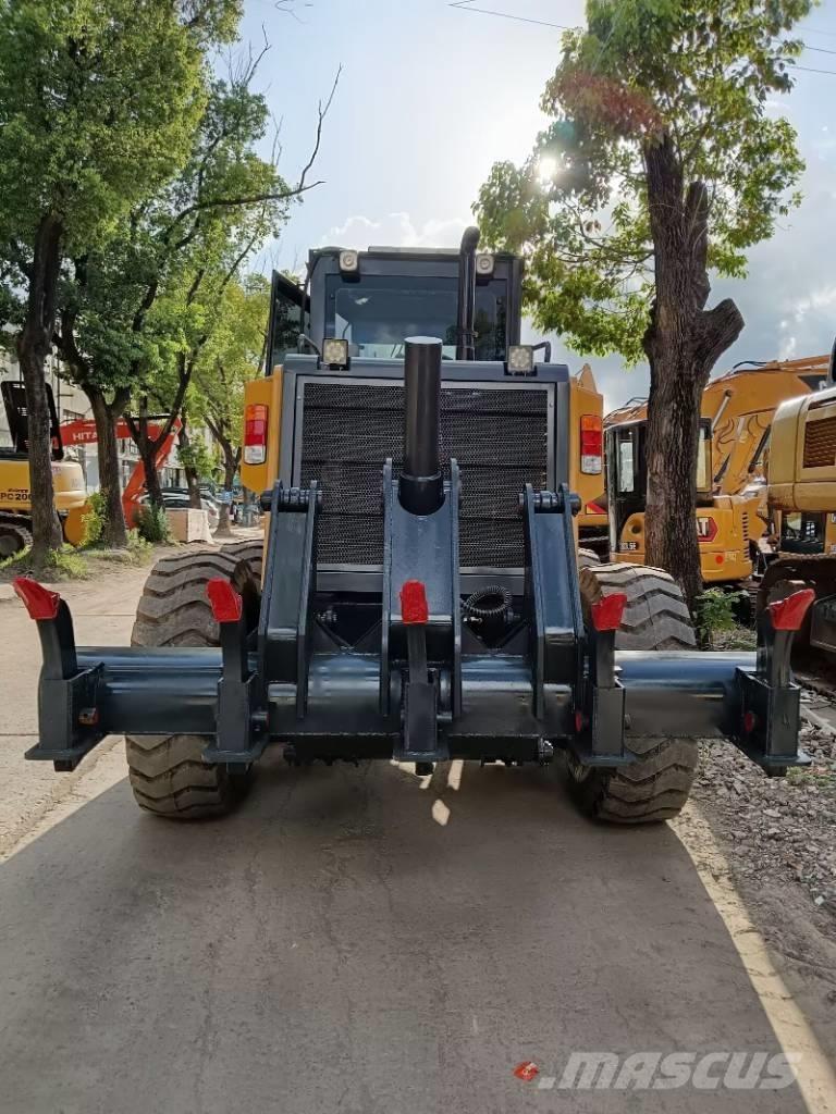 XCMG GR 2153 Грейдеры