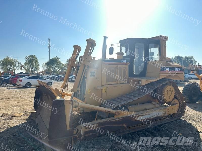 CAT D 8 R Гусеничные бульдозеры