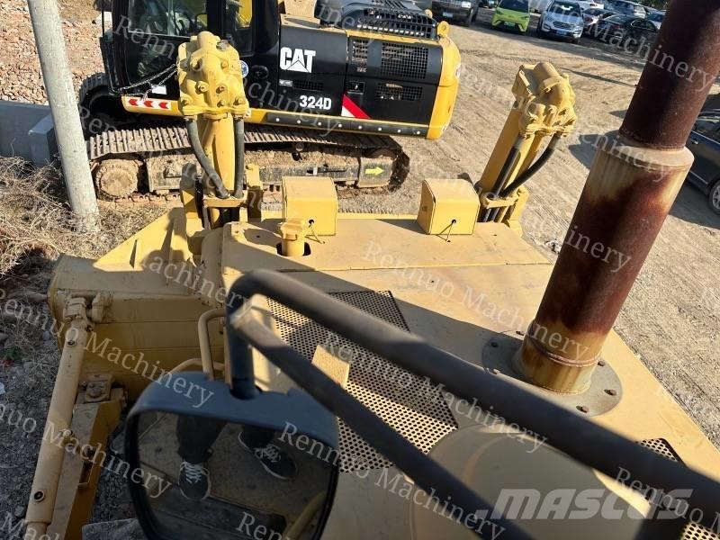 CAT D 8 R Гусеничные бульдозеры