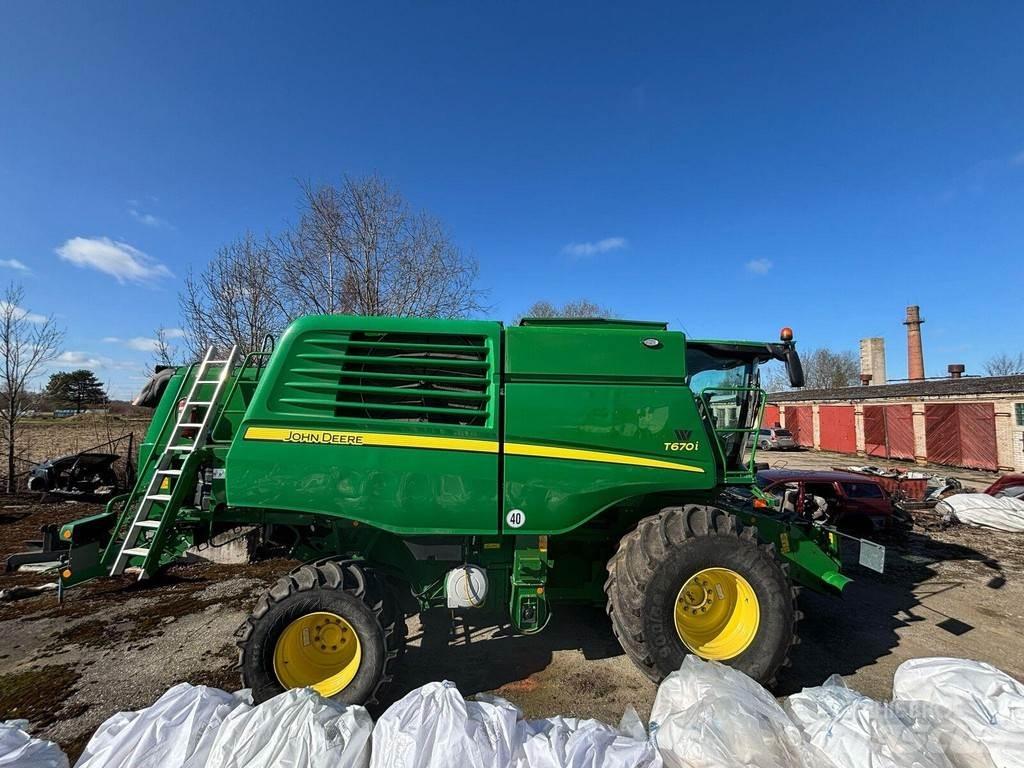 John Deere T670 Зерноуборочные комбайны