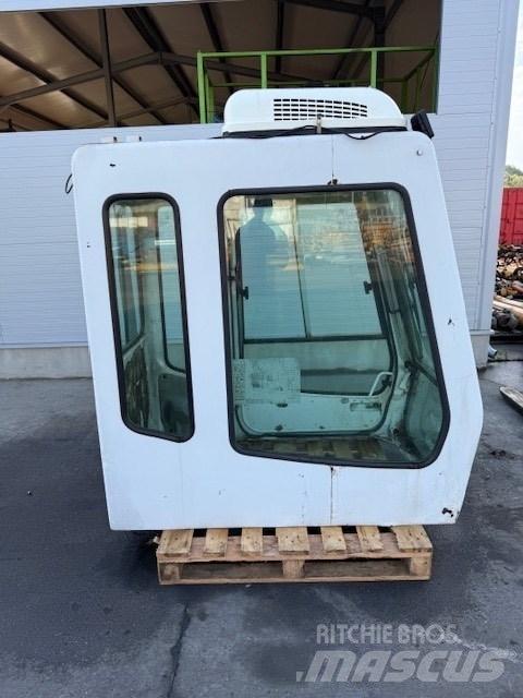 Liebherr CAB SERIE B Кабины и интерьер
