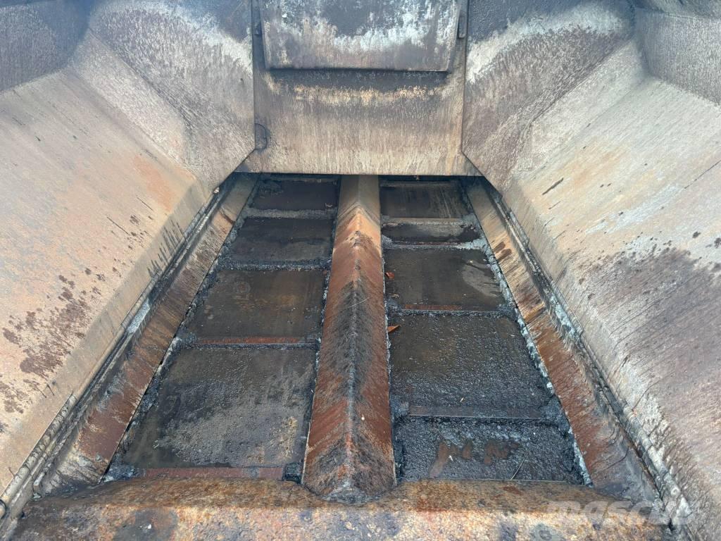 ABG Titan 273 Асфальтоукладчики