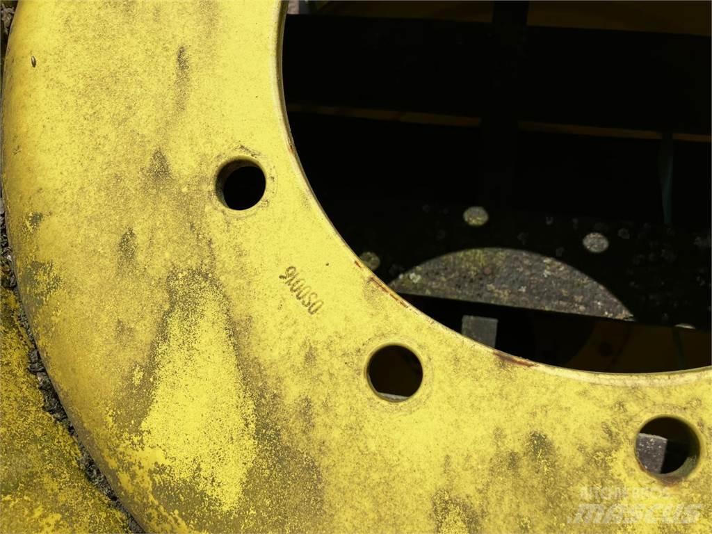 John Deere 18x28 Шины и колёса