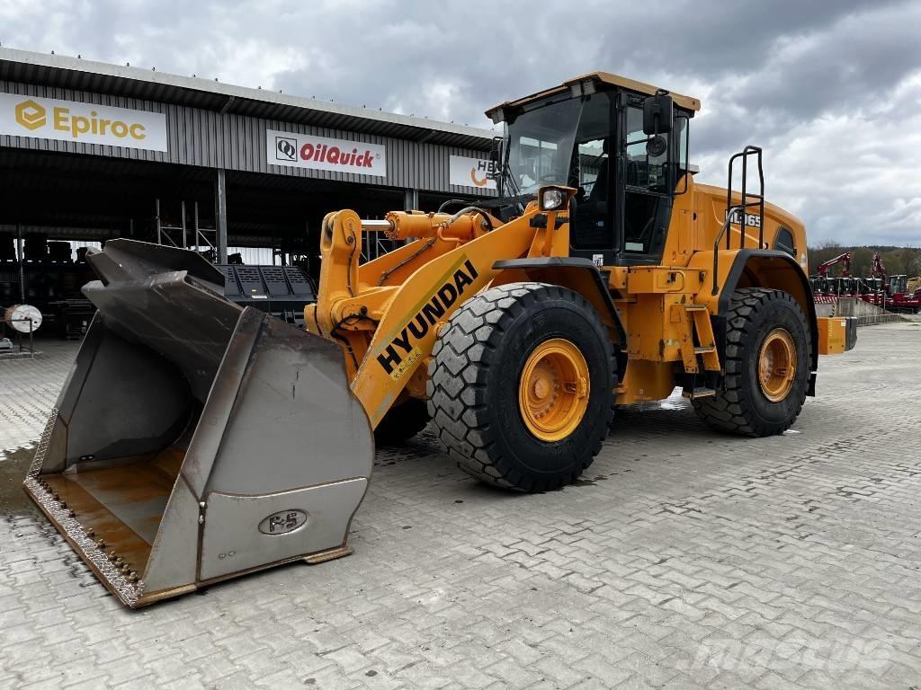 Hyundai HL 965 Фронтальные погрузчики
