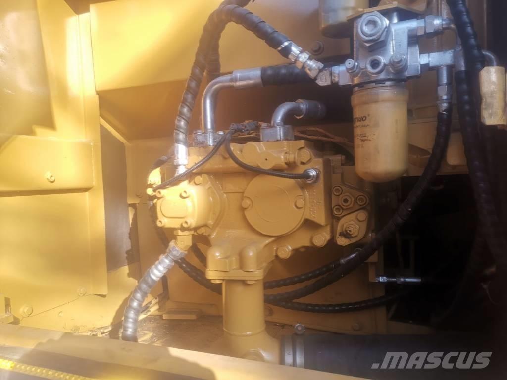 CAT 320 D Гусеничные экскаваторы