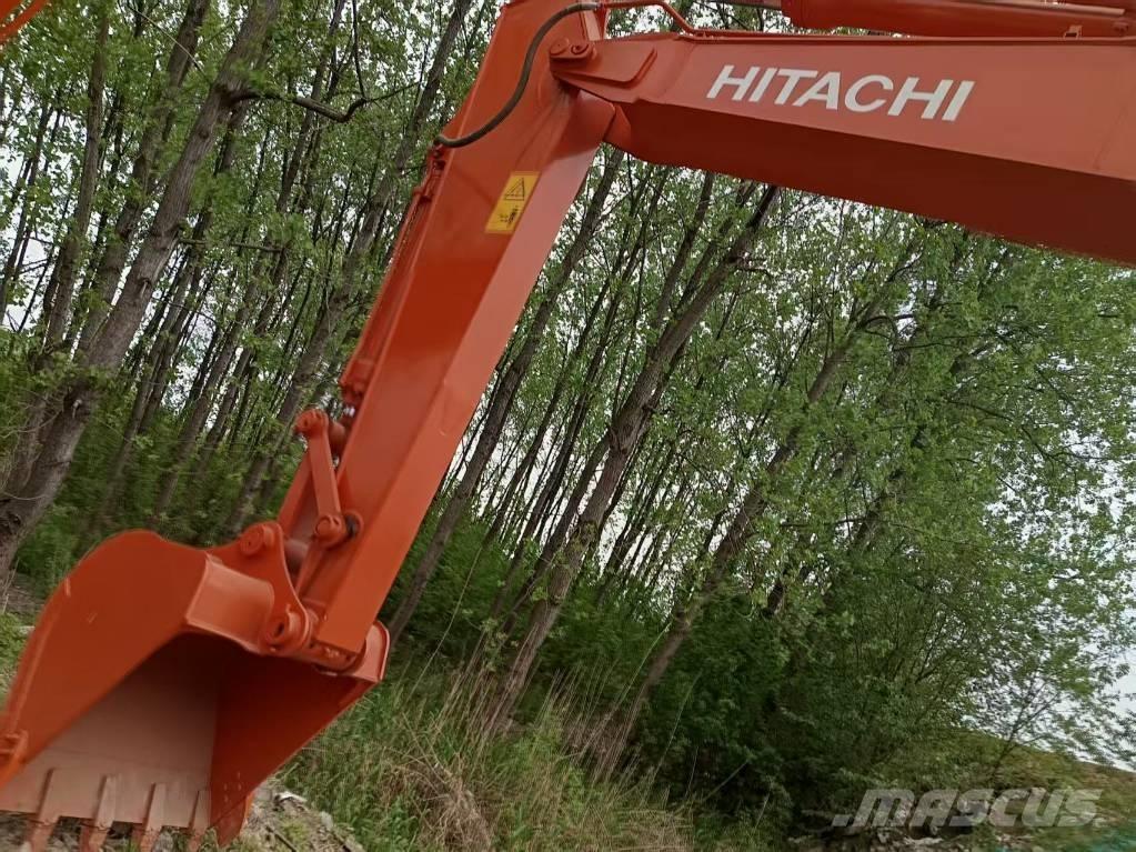 Hitachi ZX200 Гусеничные экскаваторы