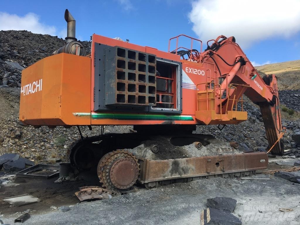 Hitachi EX 1200-5 C Гусеничные экскаваторы