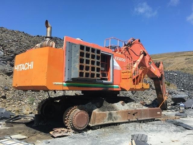 Hitachi EX 1200-5 C Гусеничные экскаваторы