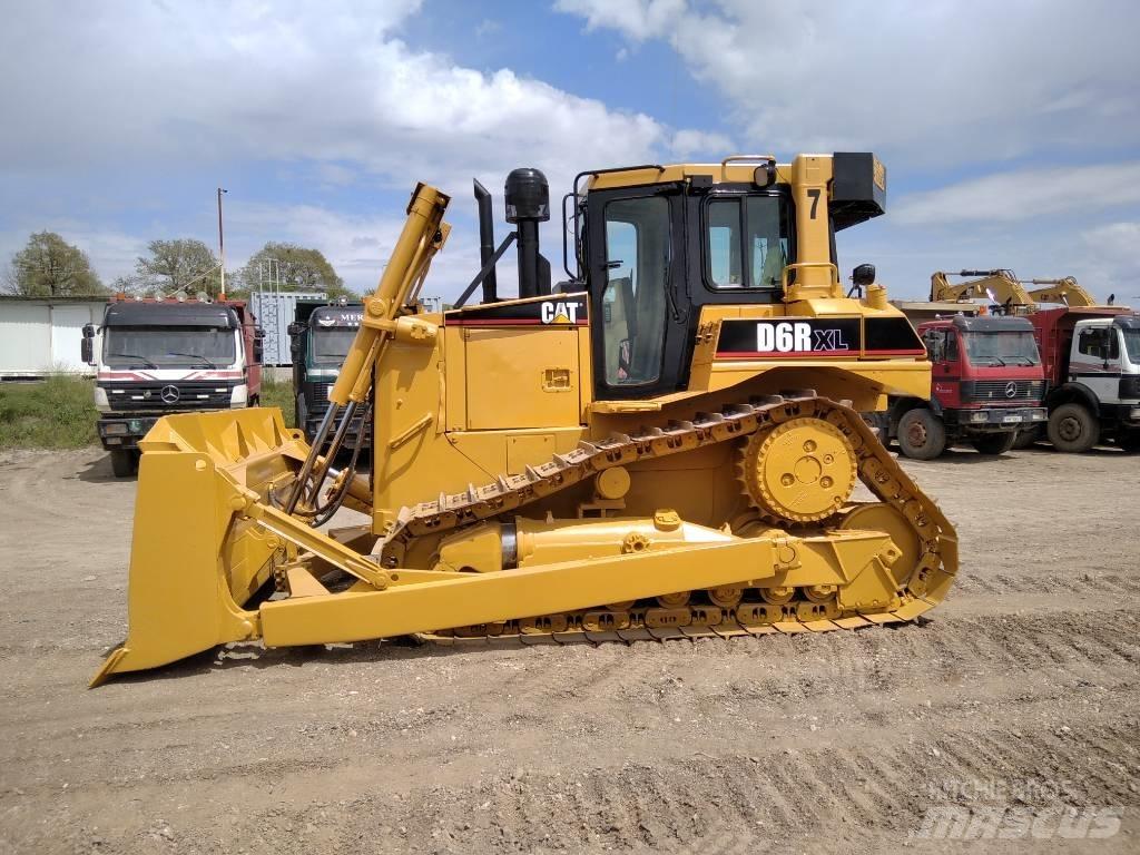 CAT D 6 R XL Бульдозеры