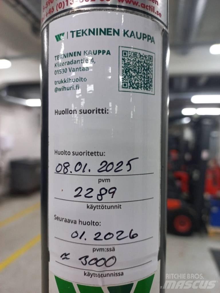Linde L2000 Самоходные электроштабелёры