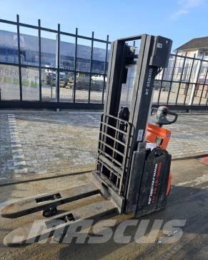 Toyota BT SWE 160 L Ручные штабелёры