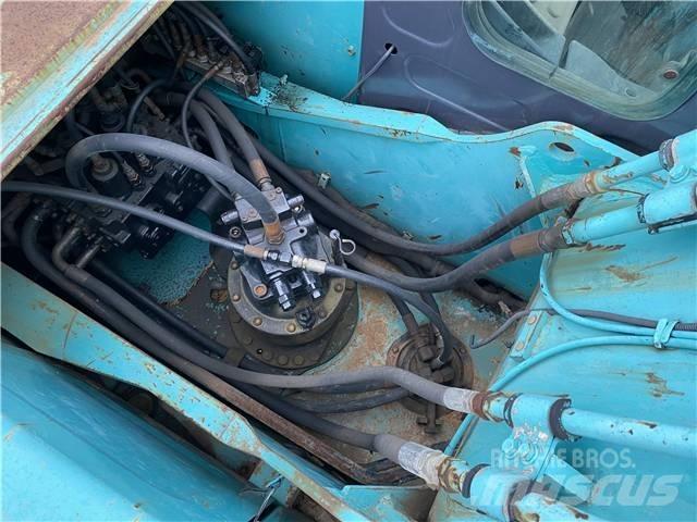 Kobelco SK200 Гусеничные экскаваторы